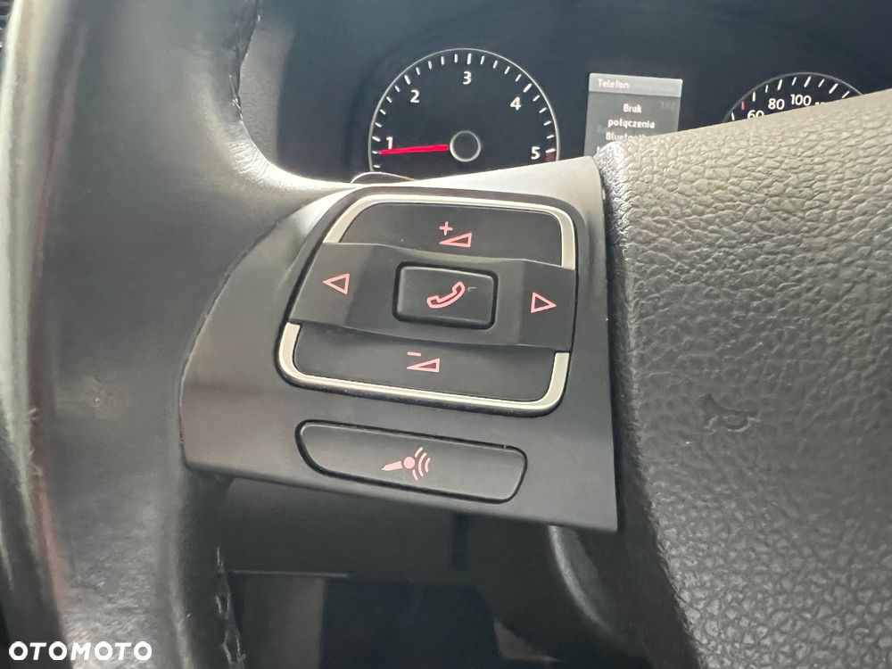 Volkswagen Touran 2.0 TDI DPF Comfortline DSG - 30