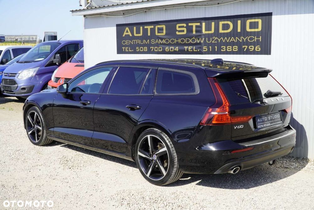 Volvo V60 D4 Geartronic Momentum Pro - 4