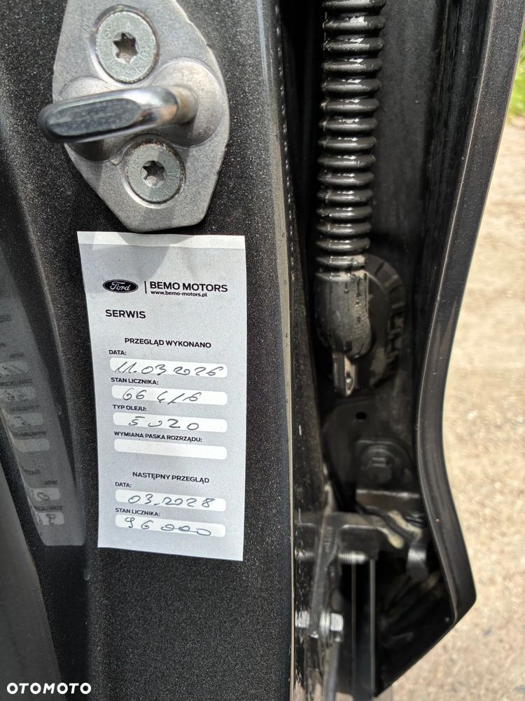 Ford Focus 1.5 EcoBoost ST-Line X - 12