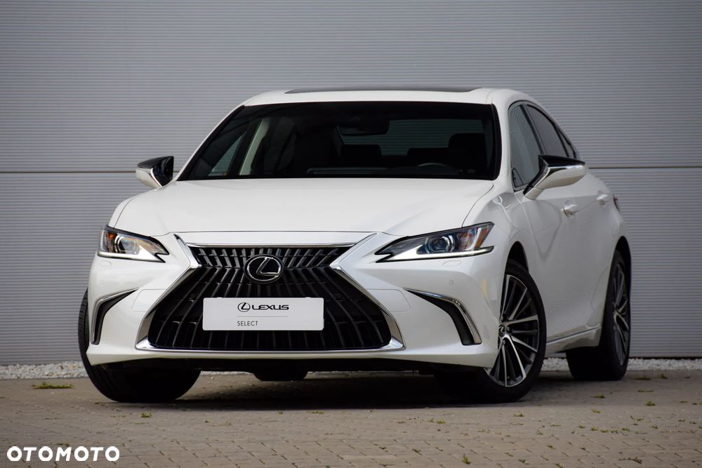 Lexus ES 300h Business Edition - 1