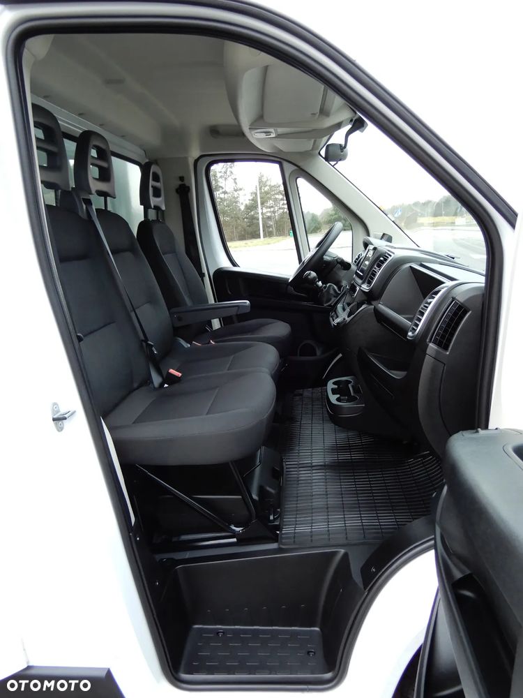 Fiat Ducato Serii 8 MAXI Wzmacniany 2.2 MultiJet3 H3-POWER 160 KM Chłodnia 4226 mm 8 Euro Palet Boczne Drzwi Agregat Zanotti -20*C Android Auto Carplay Stan Auta JAK NOWY POLECAM - 29