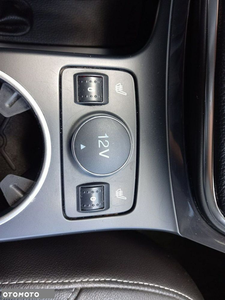 Ford Kuga 1.6 EcoBoost 2x4 Titanium - 31