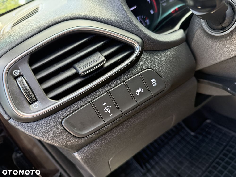 Hyundai i30 1.0 T-GDI Intro Edition - 19