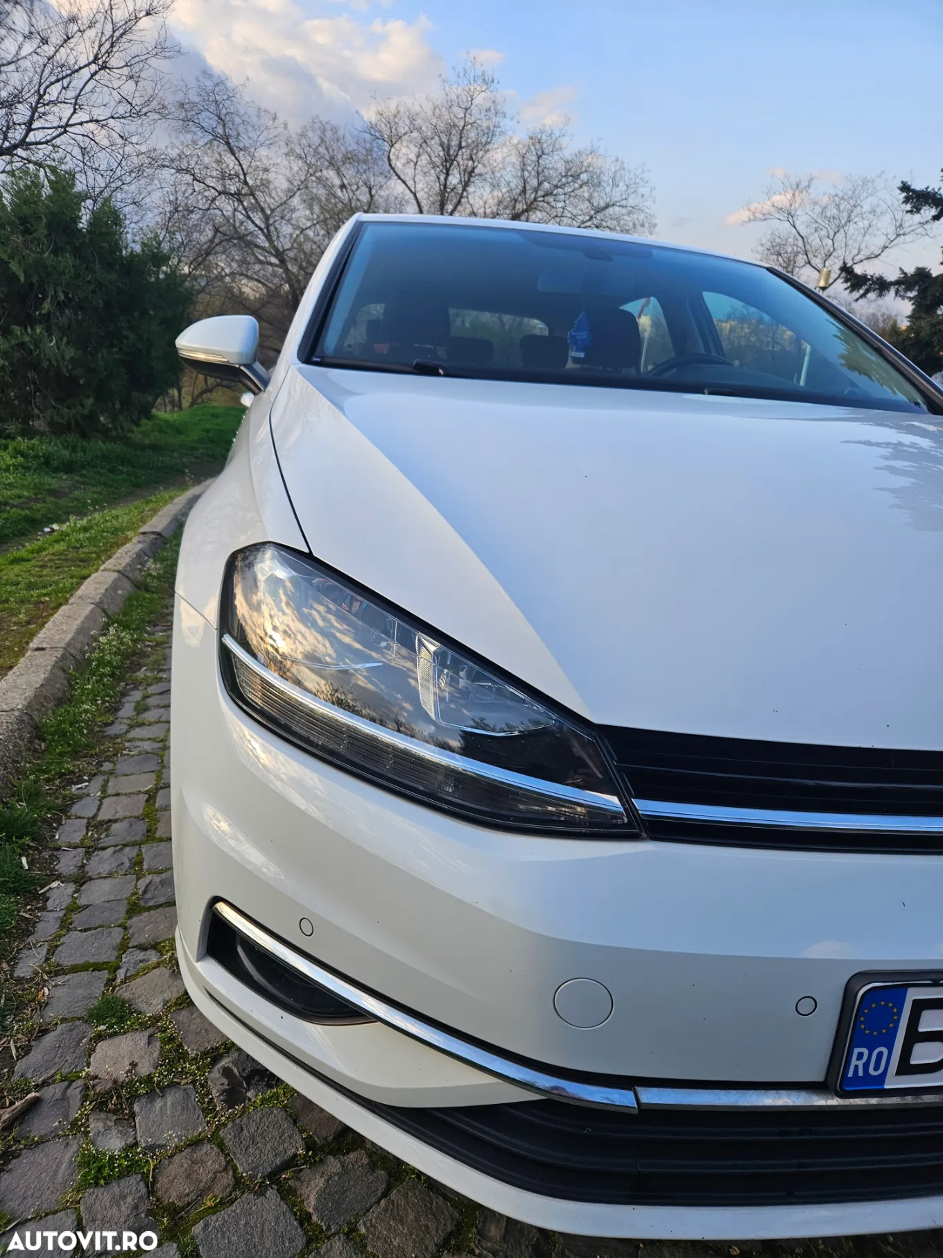 Volkswagen Golf 1.0 TSI Comfortline - 7
