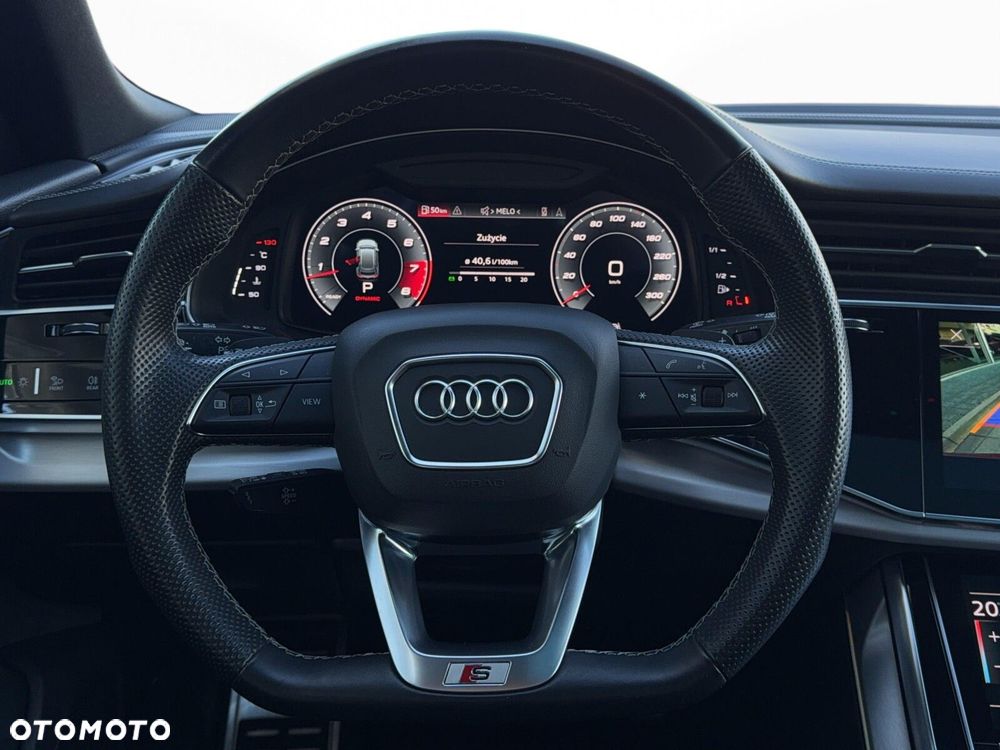 Audi SQ8 - 16