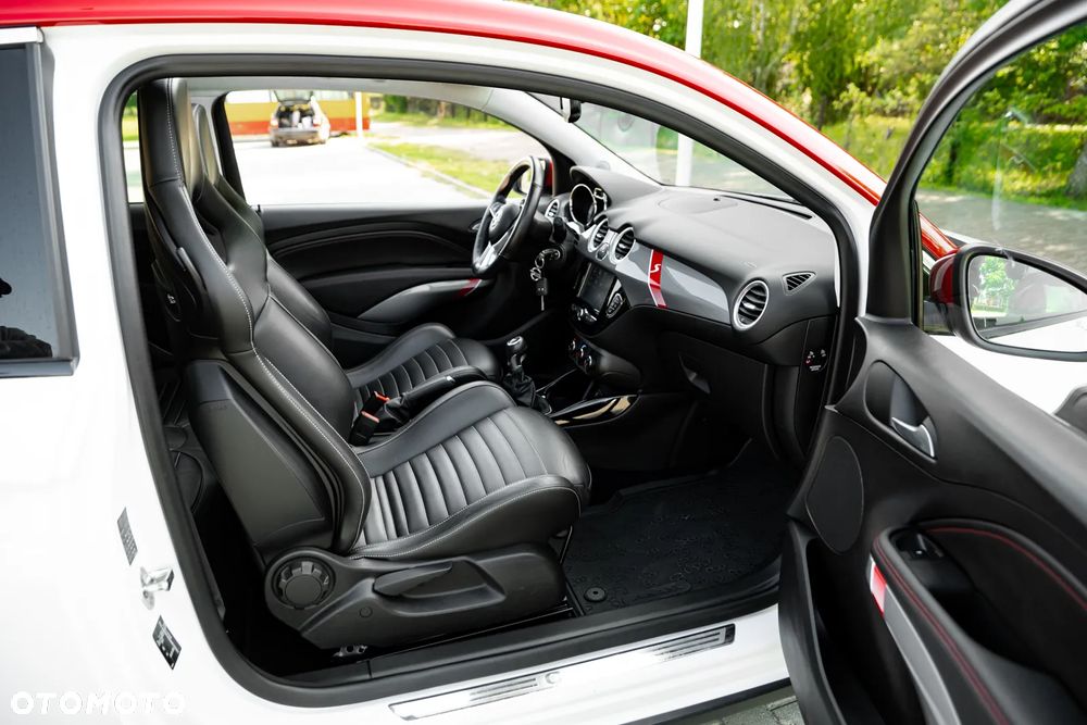 Opel Adam 1.4 Turbo S - 31