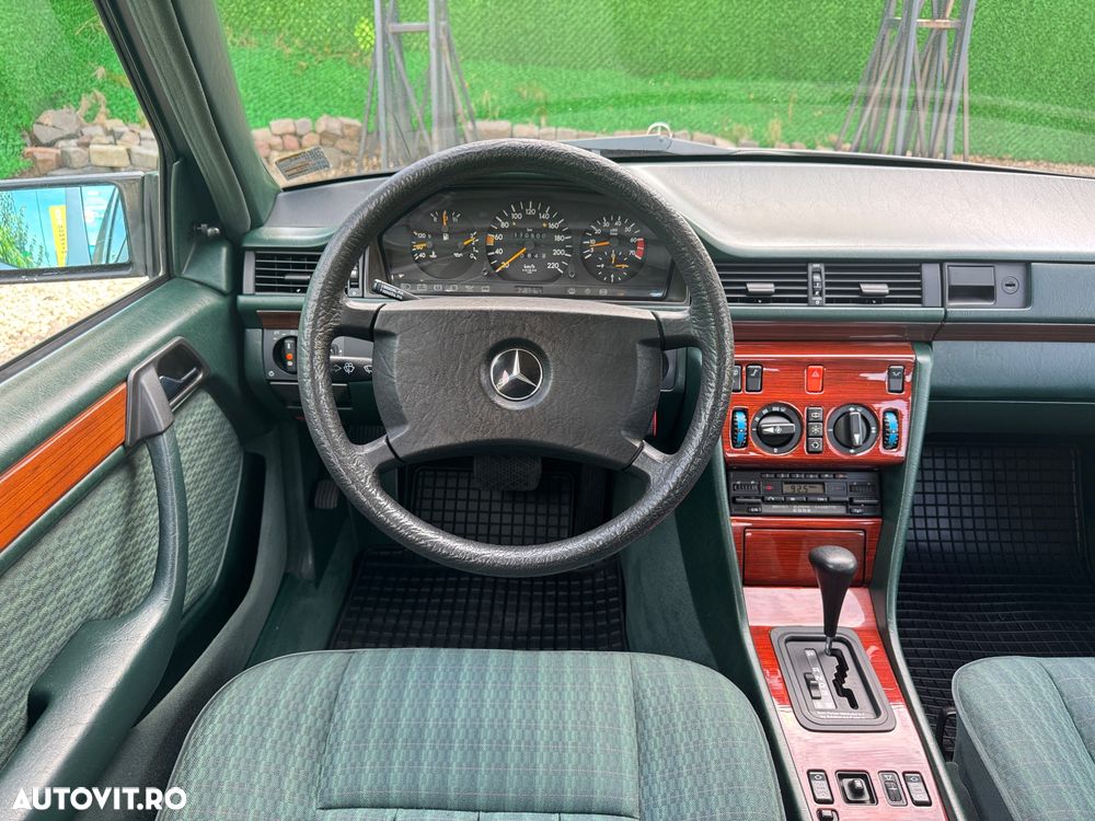Mercedes-Benz E - 19