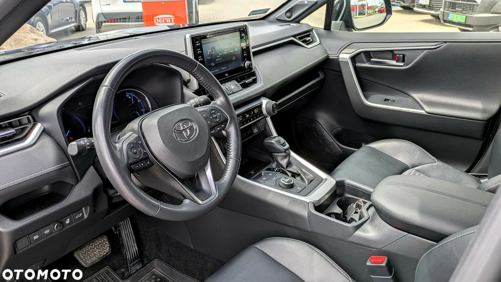 Toyota RAV4 2.5 Hybrid Black Edition by JBL 4x4 - 7