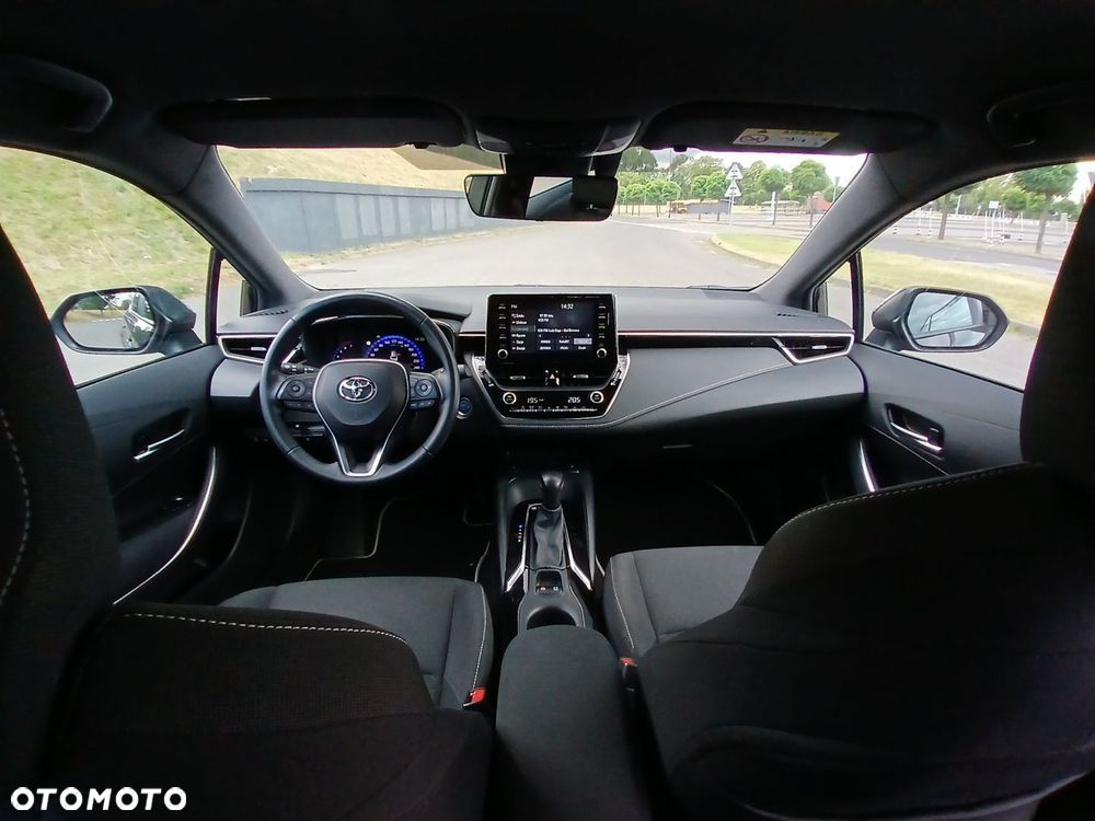 Toyota Corolla 1.8 Hybrid Comfort - 13