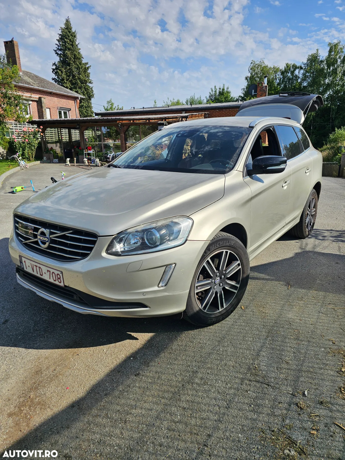 Volvo XC 60 D3 Inscription - 4