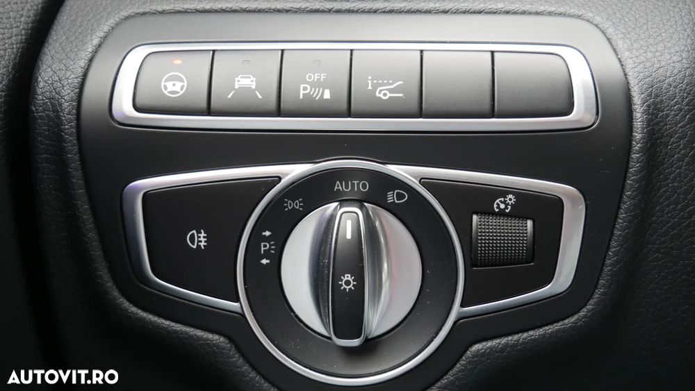 Mercedes-Benz C 300 d 4Matic 9G-TRONIC AMG Line - 21