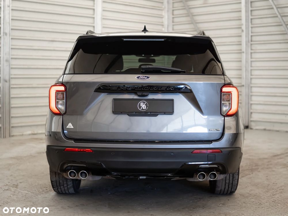 Ford Explorer - 6