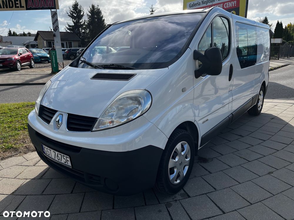 Renault Trafic - 22