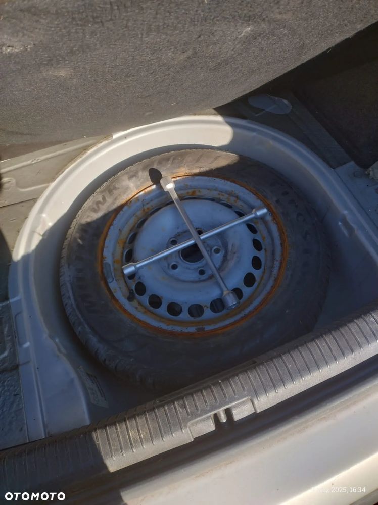 Volkswagen Passat - 7