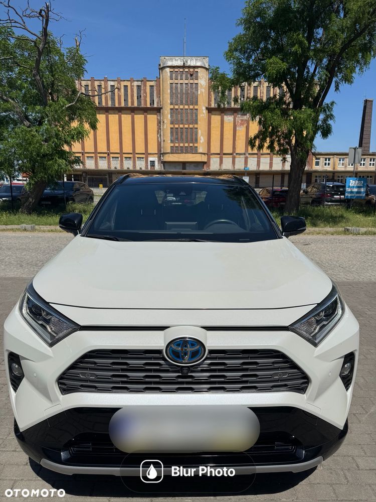 Toyota RAV4 - 1