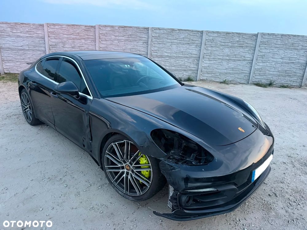 Porsche Panamera 4S E-Hybrid - 7