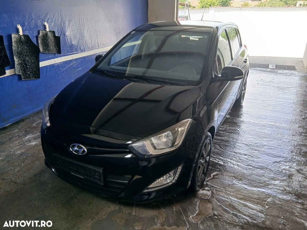 Hyundai i20 - 3