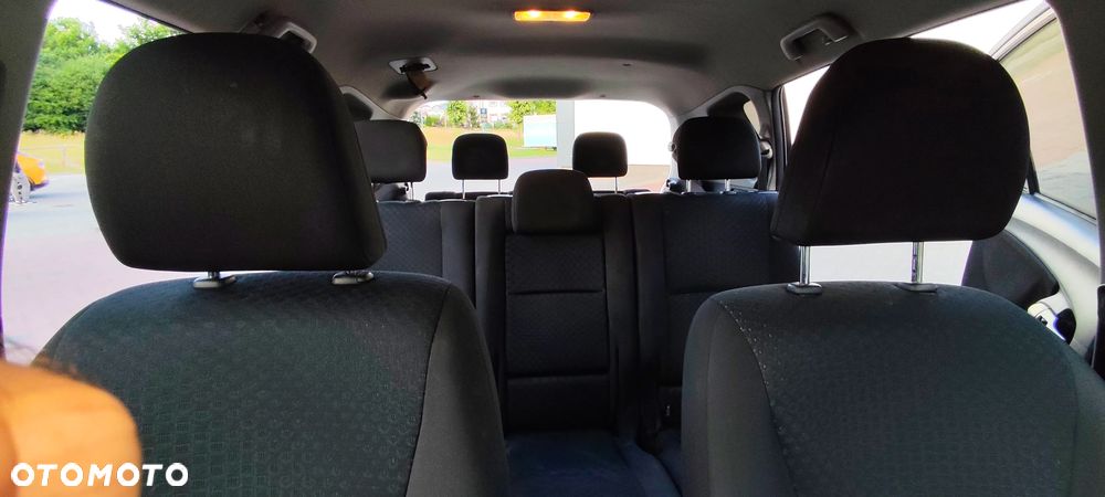 Toyota Verso 1.8 Sol 7os MS - 34