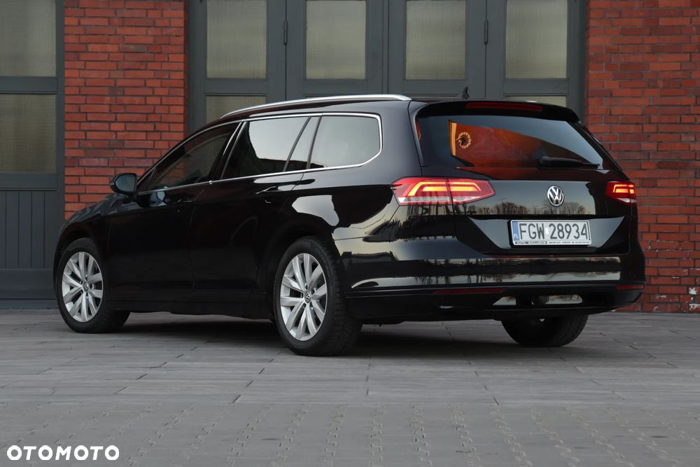 Volkswagen Passat 2.0 TDI (BlueMotion Technology) DSG Comfortline - 15