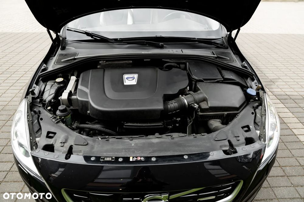 Volvo V60 D3 Geartronic RDesign - 40