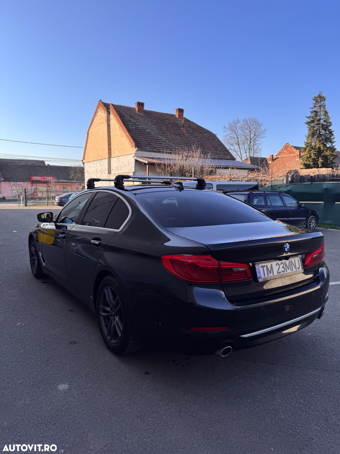 BMW Seria 5 520d Touring Aut. Luxury Line - 2
