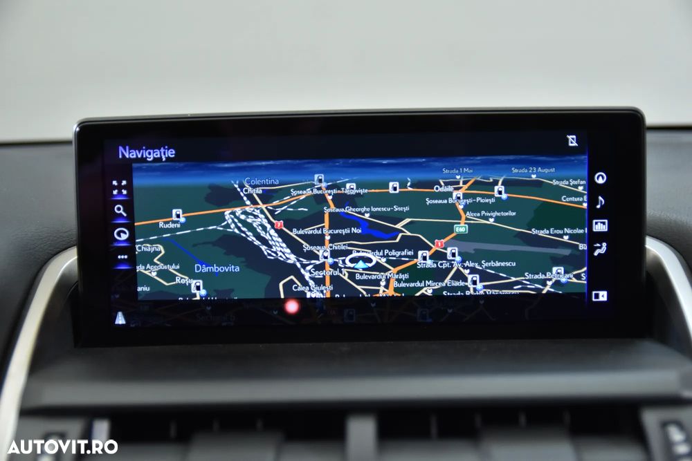 Lexus Seria NX 300h - 22