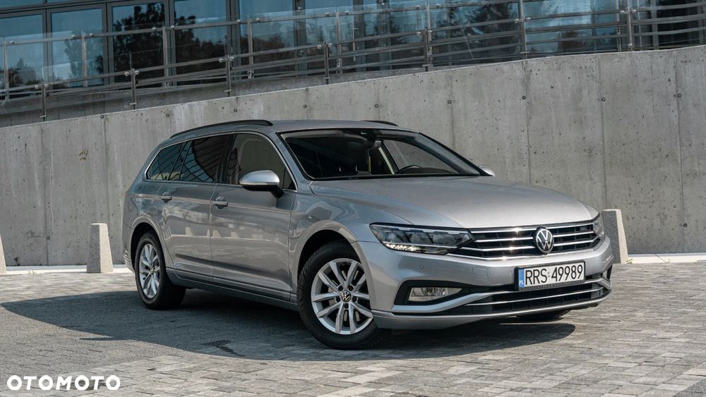 Volkswagen Passat Variant 2.0 TDI SCR DSG Comfortline - 5