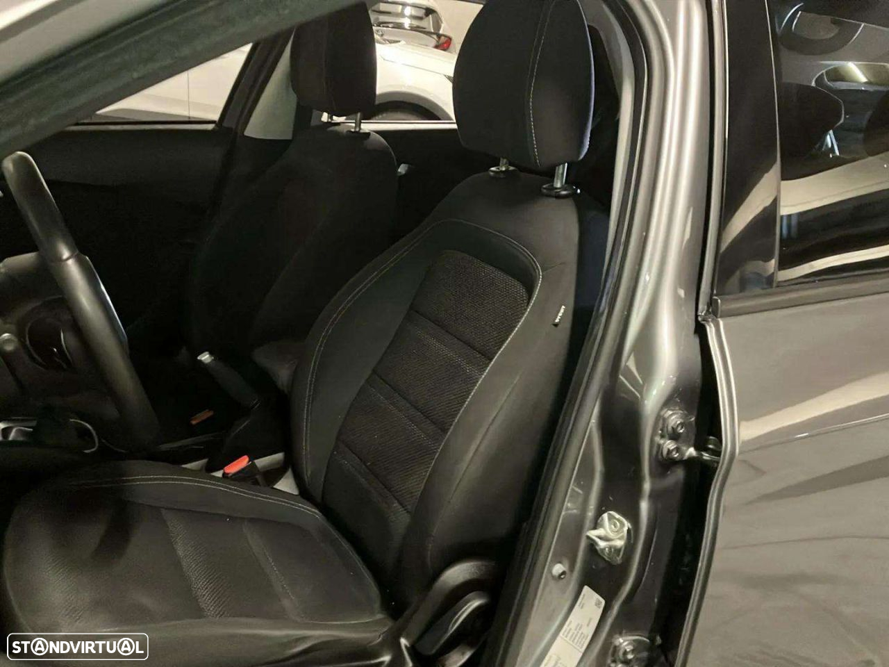 Fiat Tipo Station Wagon 1.6 M-Jet Lounge J17 - 13