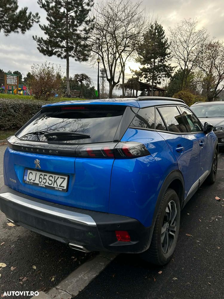 Peugeot 2008 1.2 L PureTech STT Allure - 10