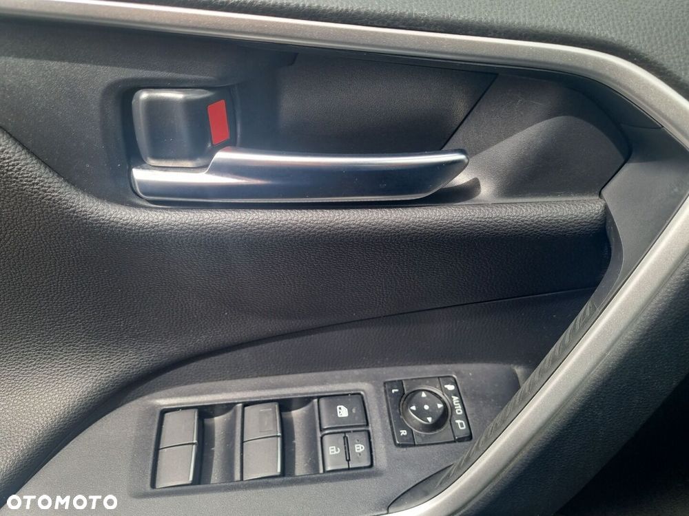 Toyota RAV4 - 23