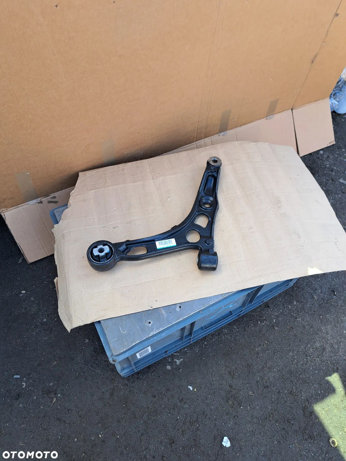 Wahacz prawy przód FIAT Ducato III Peugeot Boxer II Citroen Jumper II 1374222080 od 2014 wahacz prawy przedni Fiat NUOVO DUCATO MY 2014 - 1