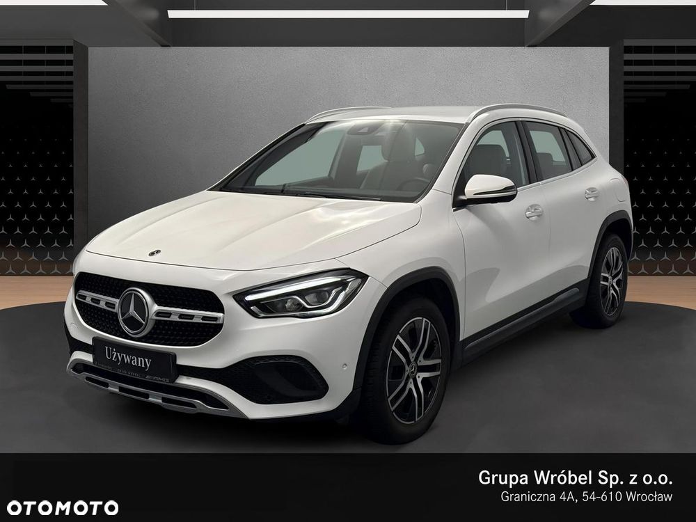 Mercedes-Benz GLA 200 Progressive - 1