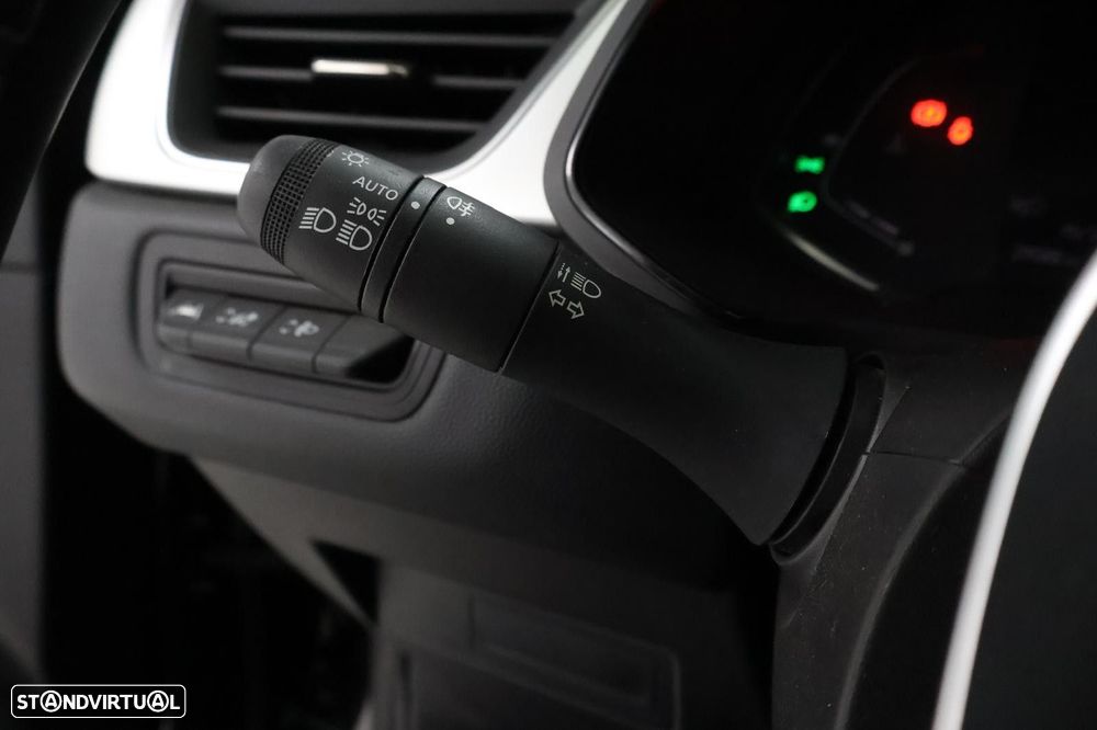 Renault Captur 1.0 TCe Techno - 16