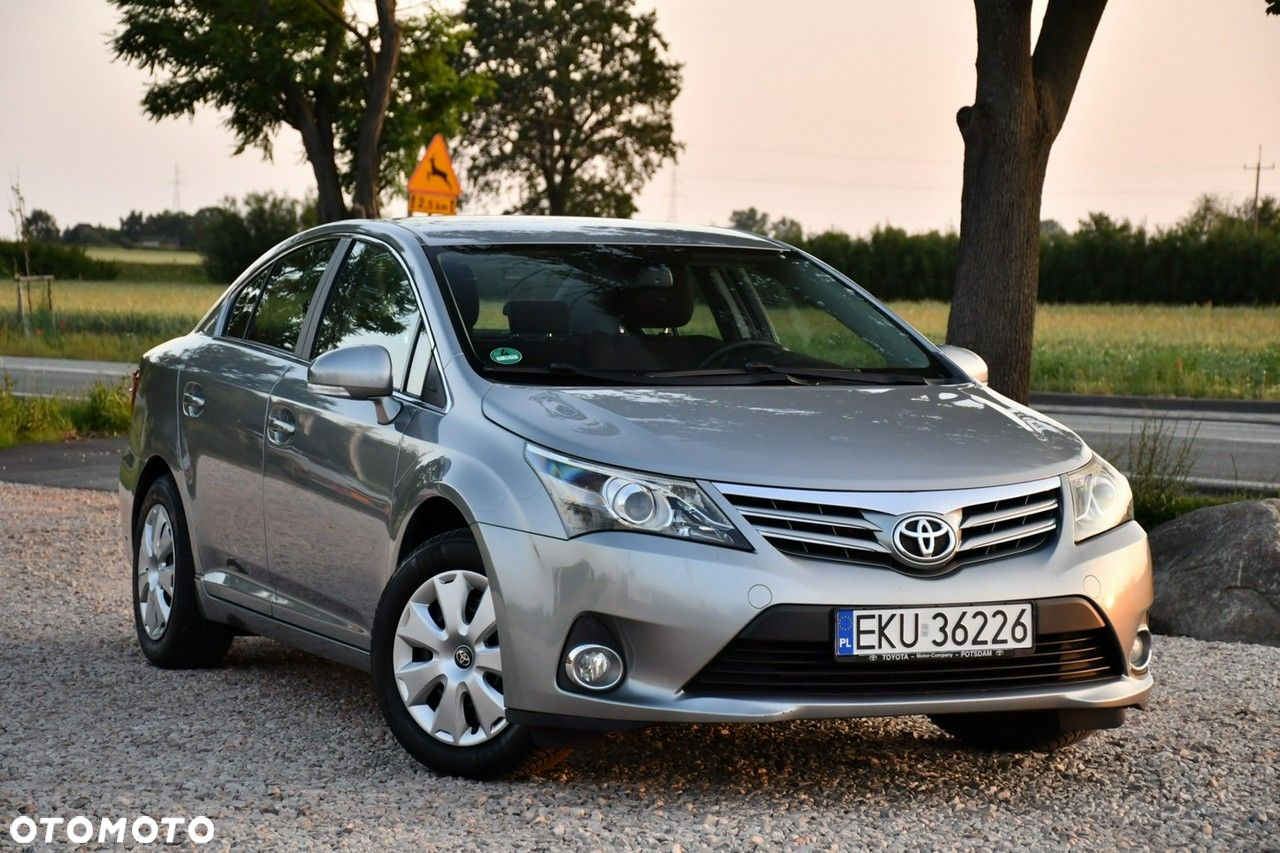 Toyota Avensis - 6
