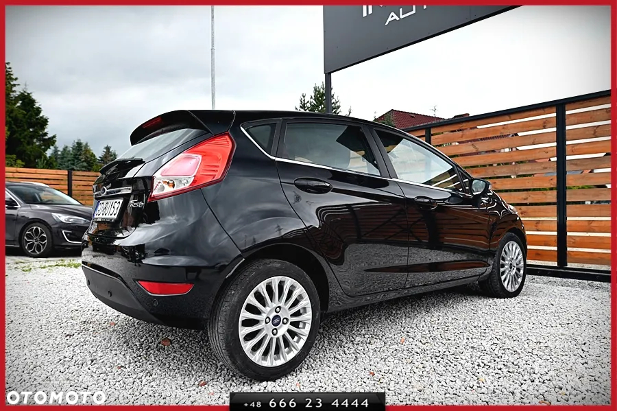 Ford Fiesta 1.0 EcoBoost Titanium - 12