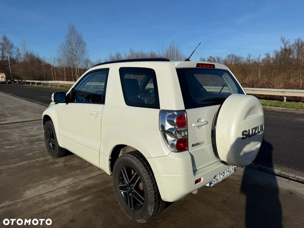 Suzuki Grand Vitara 2.4 Comfort - 7