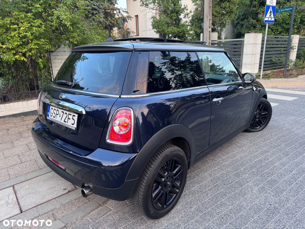 MINI Cooper 50 Mayfair - 13