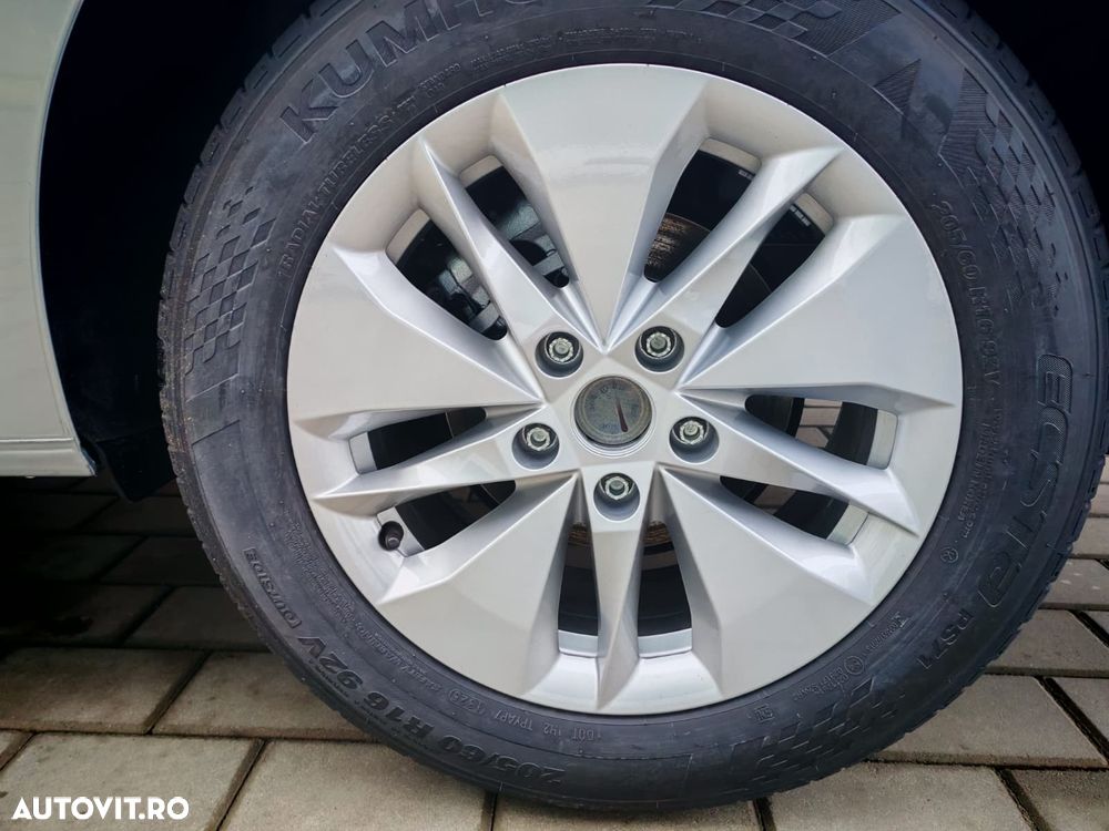 Skoda Octavia 2.0 TDI 150 CP DSG Selection - 11