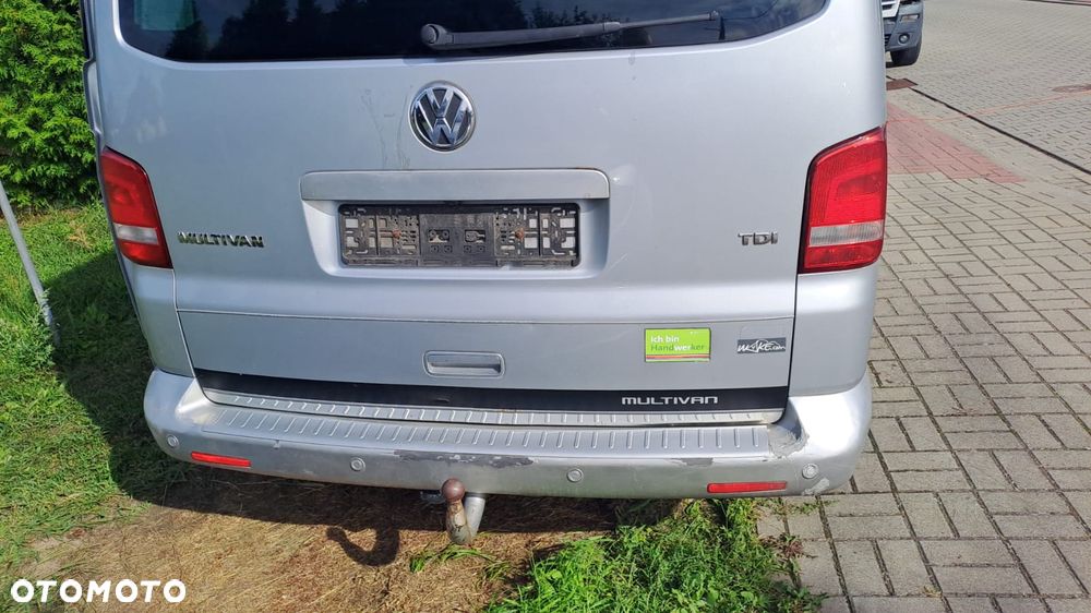 Volkswagen Multivan - 16