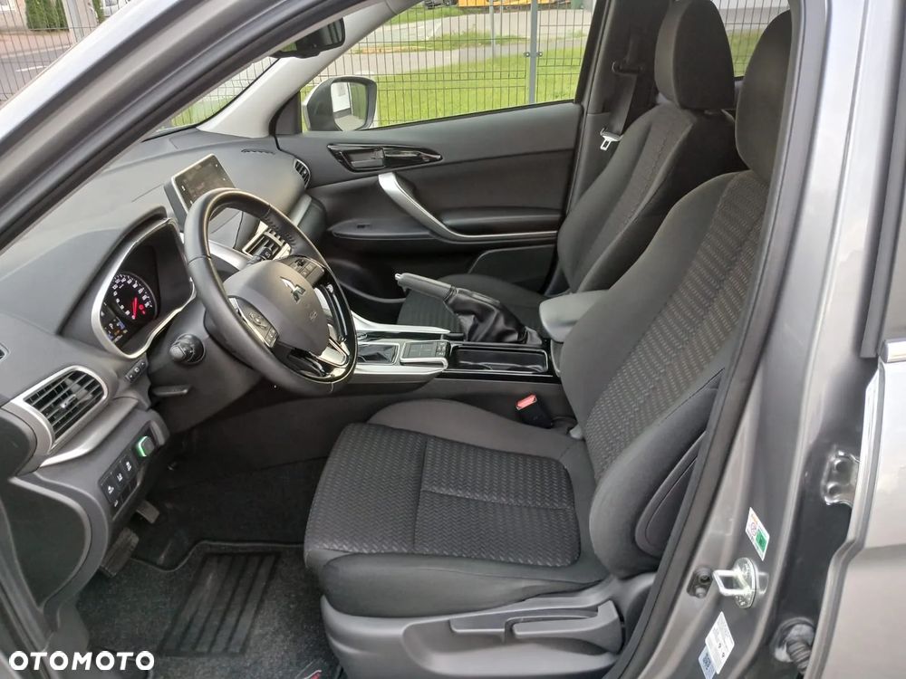 Mitsubishi Eclipse Cross 1.5 T Intense CVT - 27