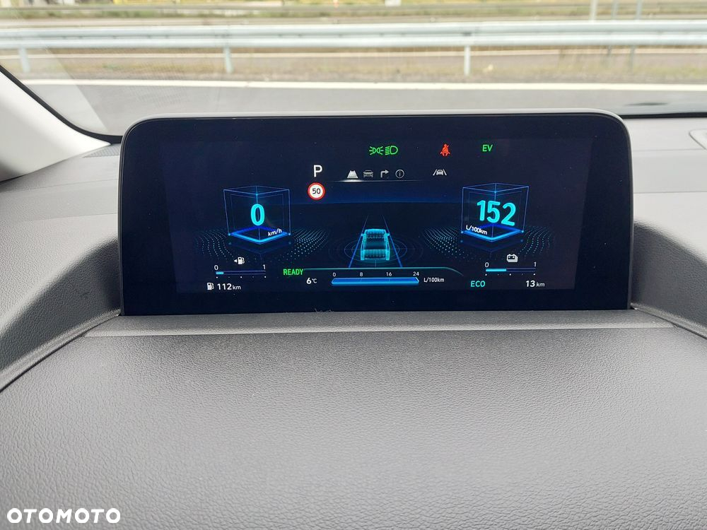 Hyundai Staria 1.6 T-GDI HEV Smart VIP - 14