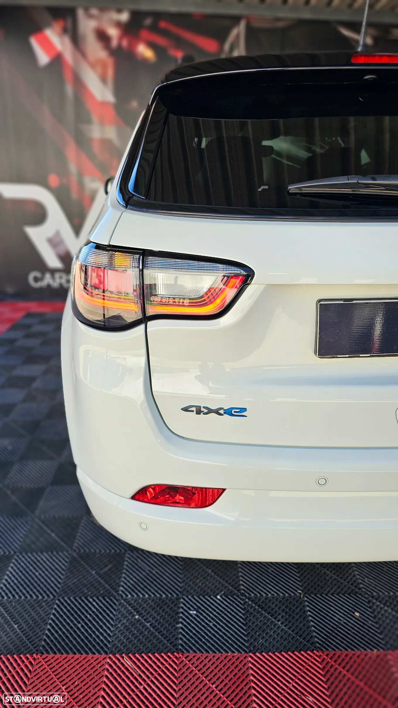 Jeep Compass 1.3 T4 4xe PLUG-IN HYBRID Auto High Upland - 30