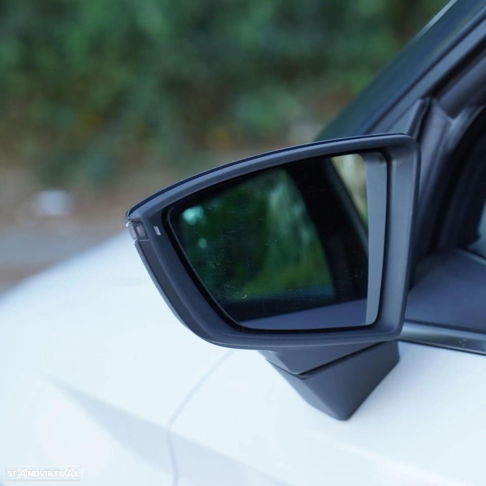 SEAT Arona 1.0 TSI Xcellence DSG - 36