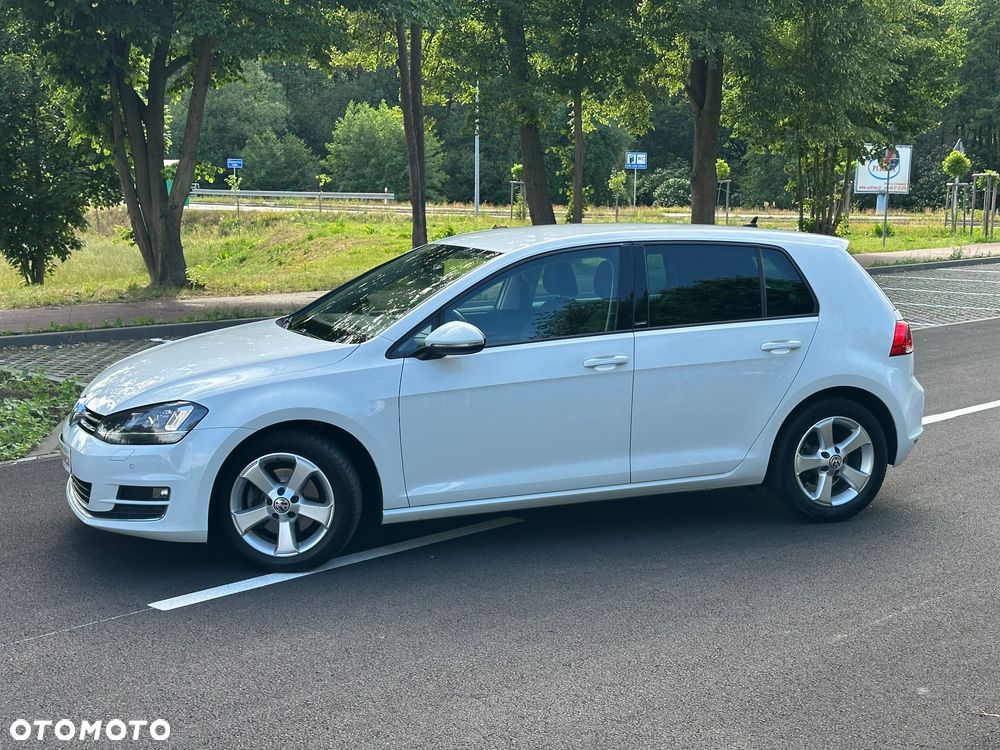 Volkswagen Golf 2.0 TDI SCR Highline - 10