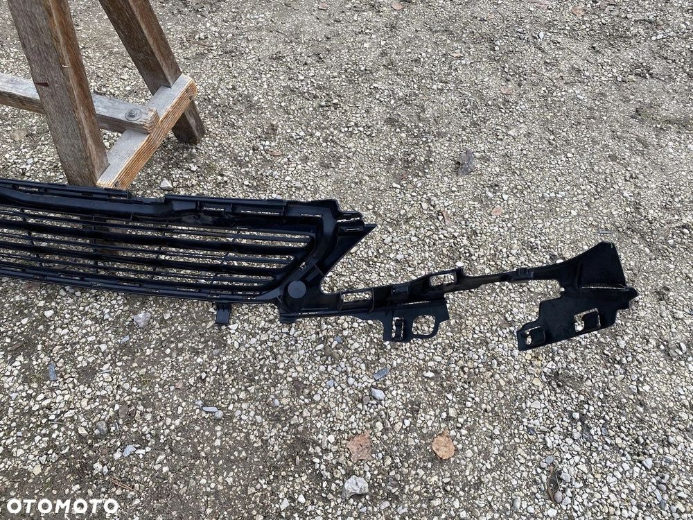 ATRAPA GRILL PEUGEOT 308 II T9 13-17 PG0404602 - 7