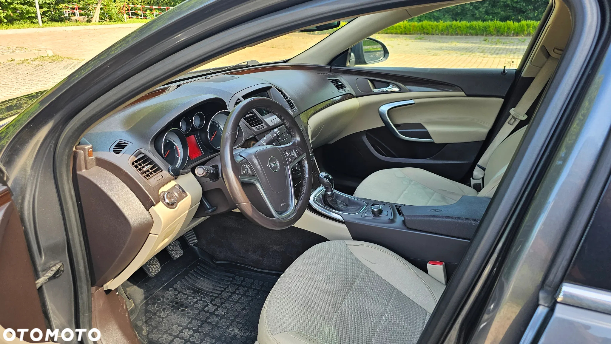 Opel Insignia 2.0 CDTI Edition - 11