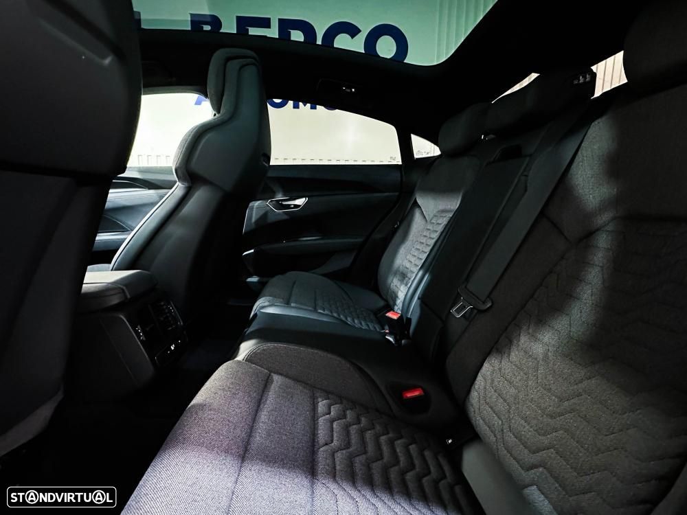 Audi e-tron GT - 10