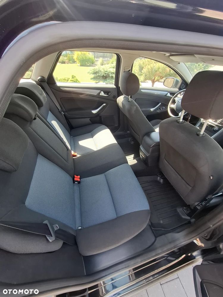 Ford Mondeo 2.0 TDCi Ambiente - 7