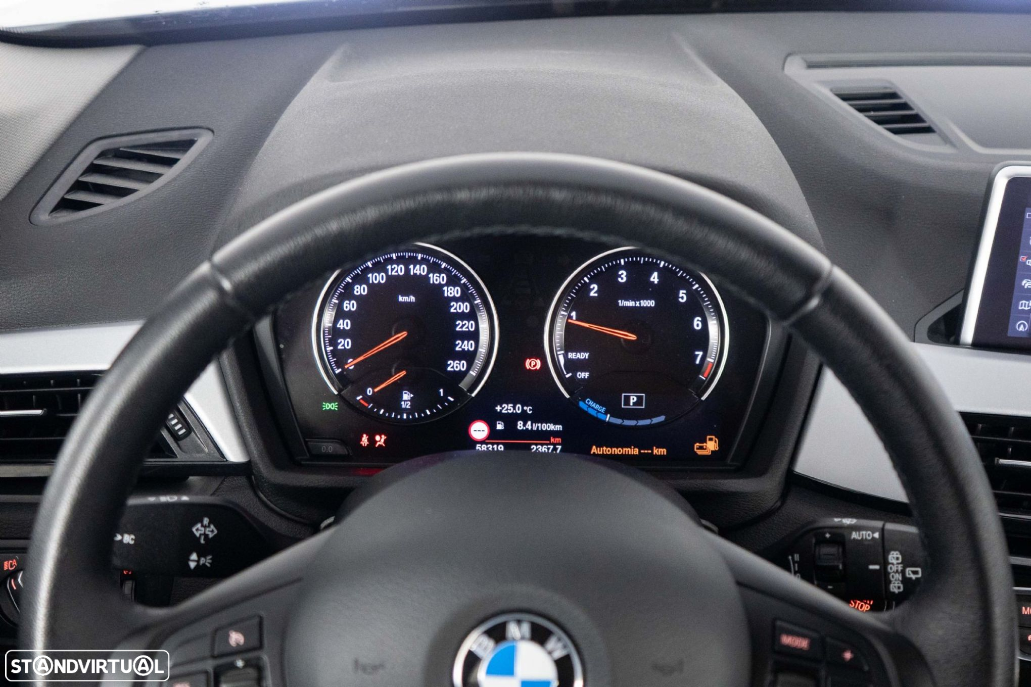 BMW X1 25 e xDrive Corporate Edition - 26