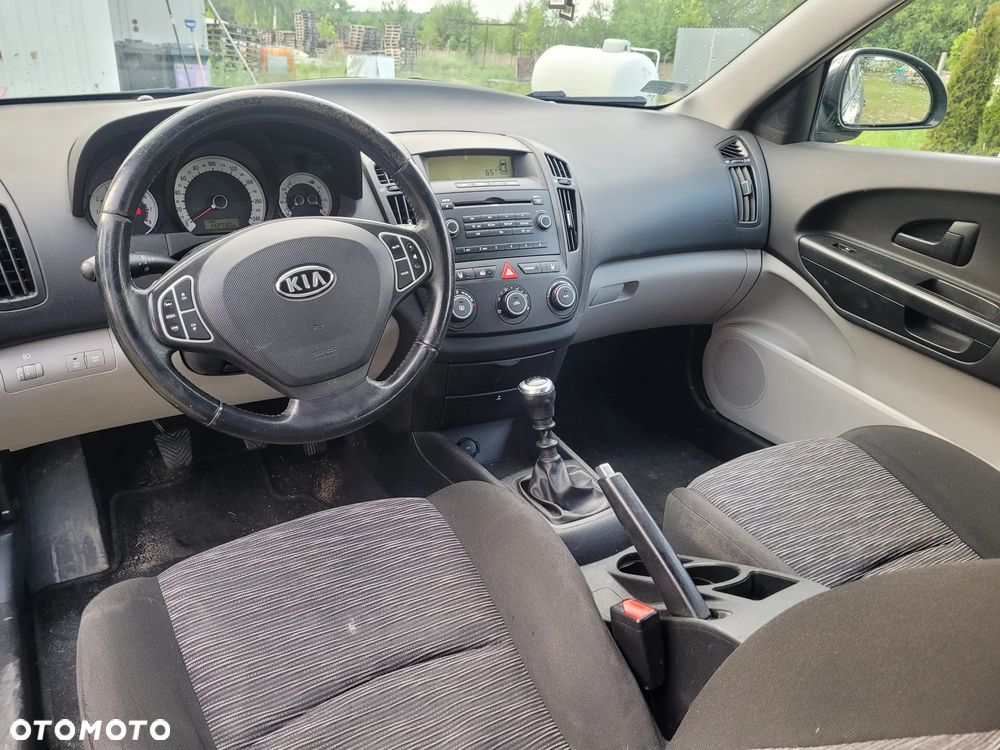Kia Ceed 1.4 Comfort - 9